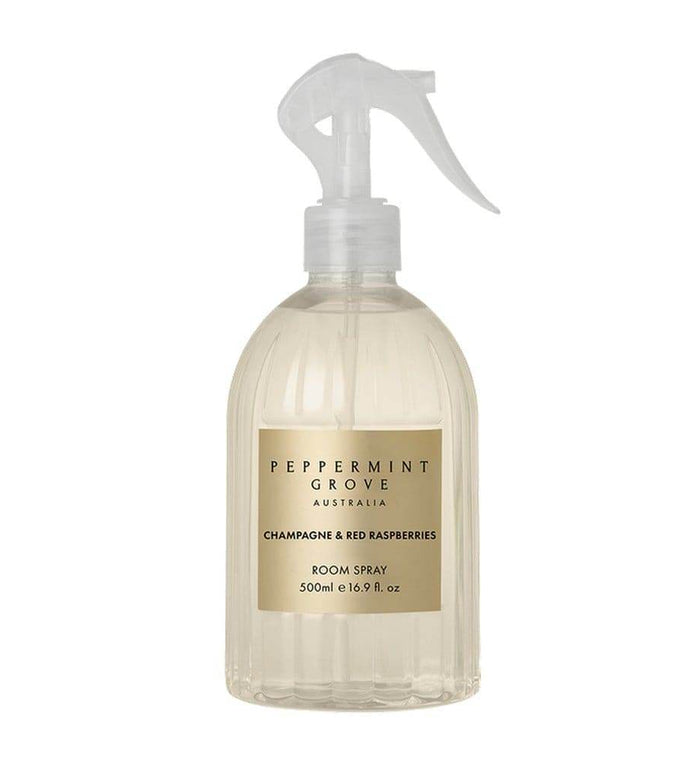 Moss St 500Ml Cham/Rasp Room Spry - Life Pharmacy Orewa